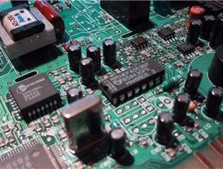 旧电子产品为啥不能乱丢？